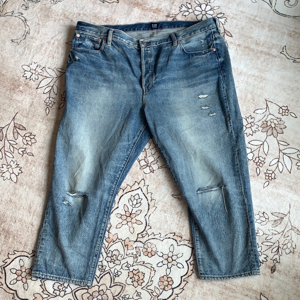Gap Women’s Boyfriend Blue Distressed Jeans NWOT